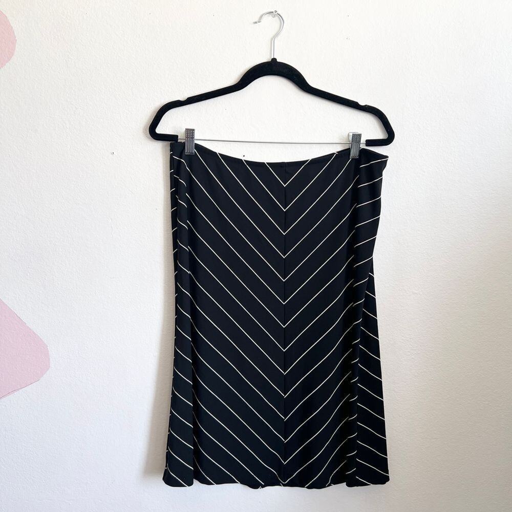 Black Chevron Midi‎ Skirt, Grunge, Y2K, Boho, Indie, Vintage, Edgy, Large, Retro